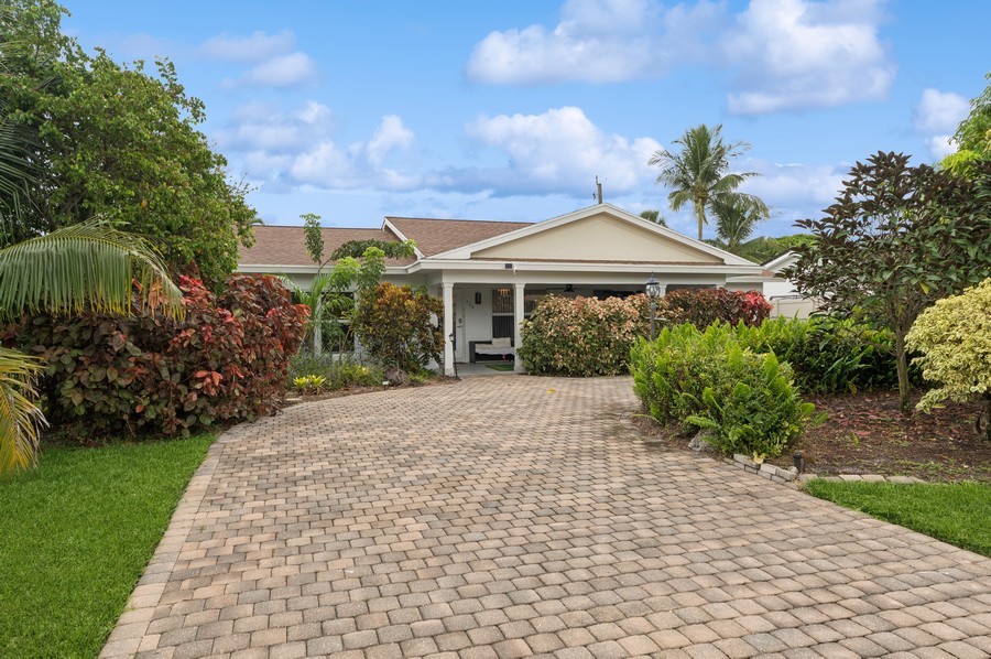 Real Estate Photography - 729 Heron Dr, Delray Beach, FL, 33444 - Front View