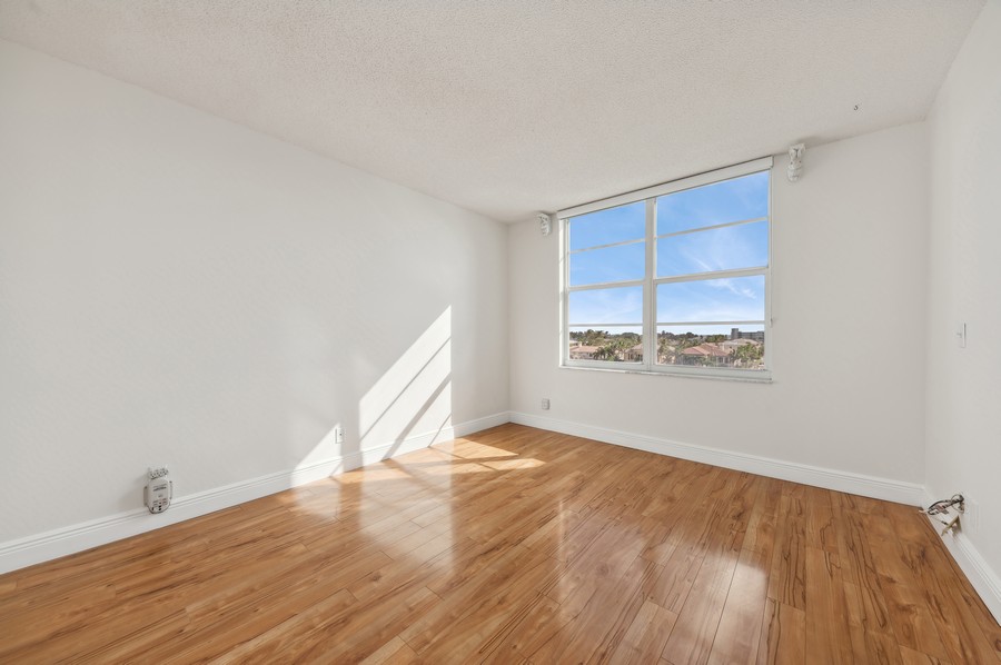 Real Estate Photography - 1 HARBOURSIDE DR, Delray Beach, FL, 33483 - 2nd Bedroom