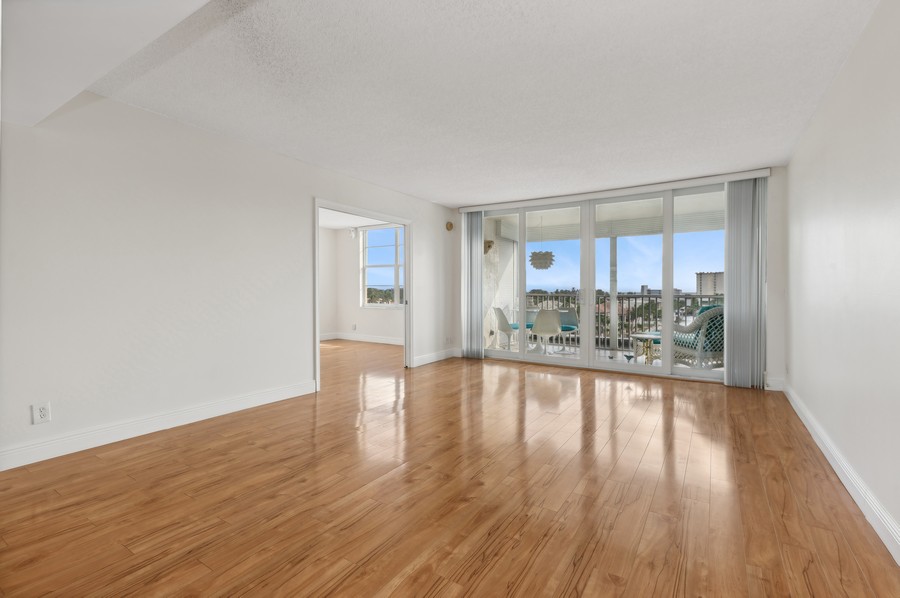 Real Estate Photography - 1 HARBOURSIDE DR, Delray Beach, FL, 33483 - Living Room