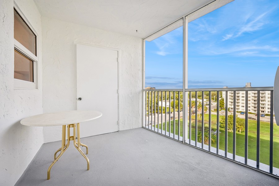 Real Estate Photography - 720 Bayshore Dr. #702, Fort Lauderdale, FL, 33304 - 