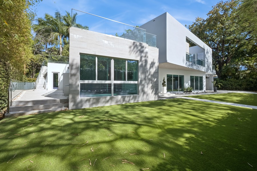 Real Estate Photography - 3709 Poinciana Ave., Coconut Grove, FL, 33133 - 