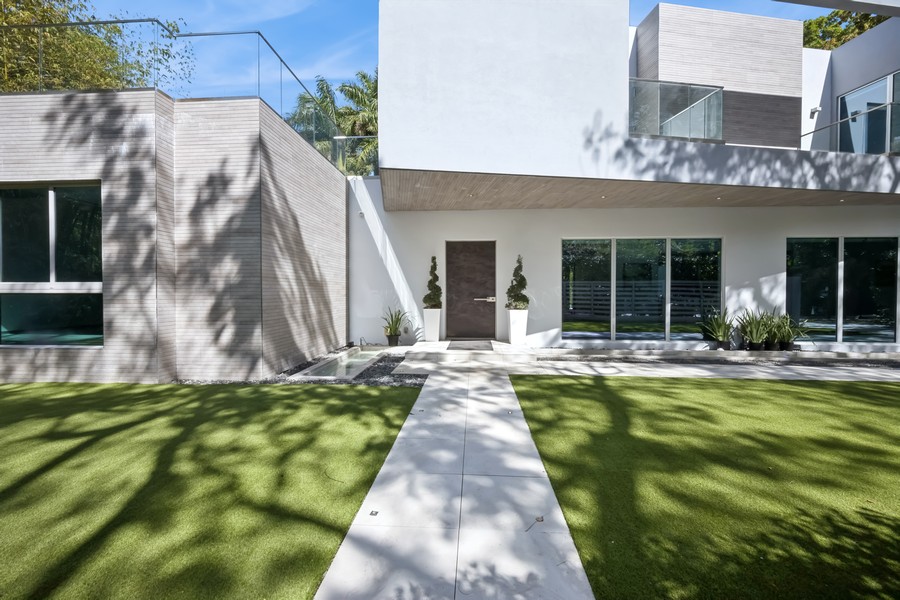 Real Estate Photography - 3709 Poinciana Ave., Coconut Grove, FL, 33133 - 