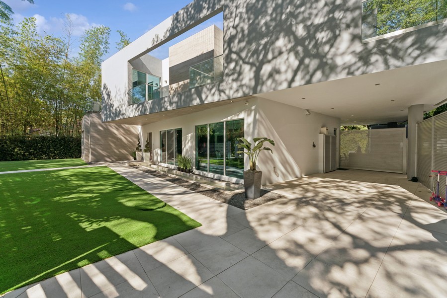 Real Estate Photography - 3709 Poinciana Ave., Coconut Grove, FL, 33133 - 