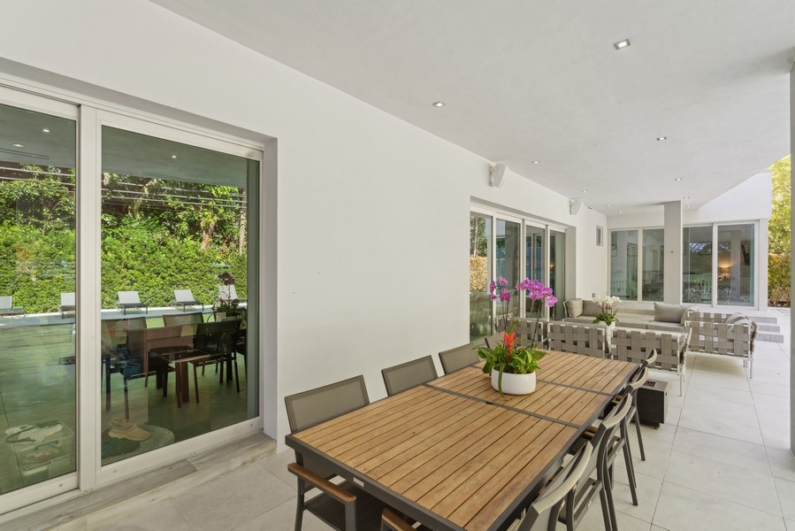 Real Estate Photography - 3709 Poinciana Ave., Coconut Grove, FL, 33133 - 