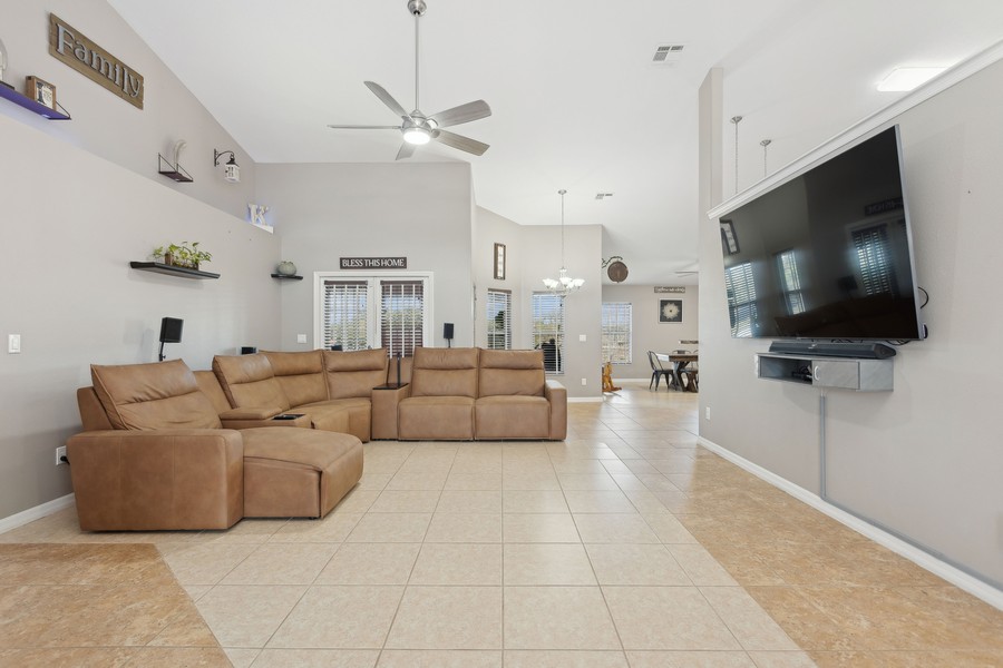 Real Estate Photography - 1017 S Glen Meadow Loop, Lecanto, FL, 34461 - 