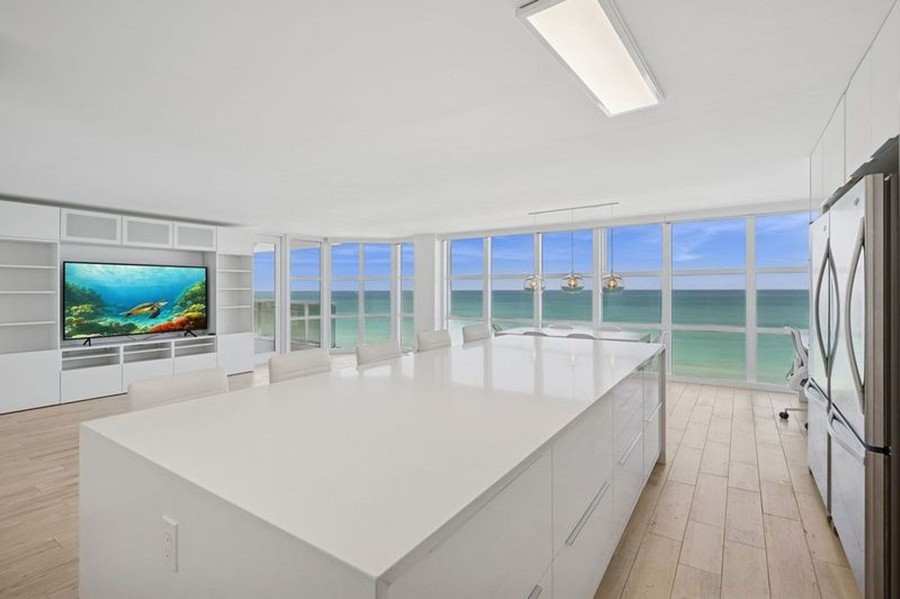 Real Estate Photography - 6423 Collins Ave Unit 1006, Miami Beach, FL, 33141 - 