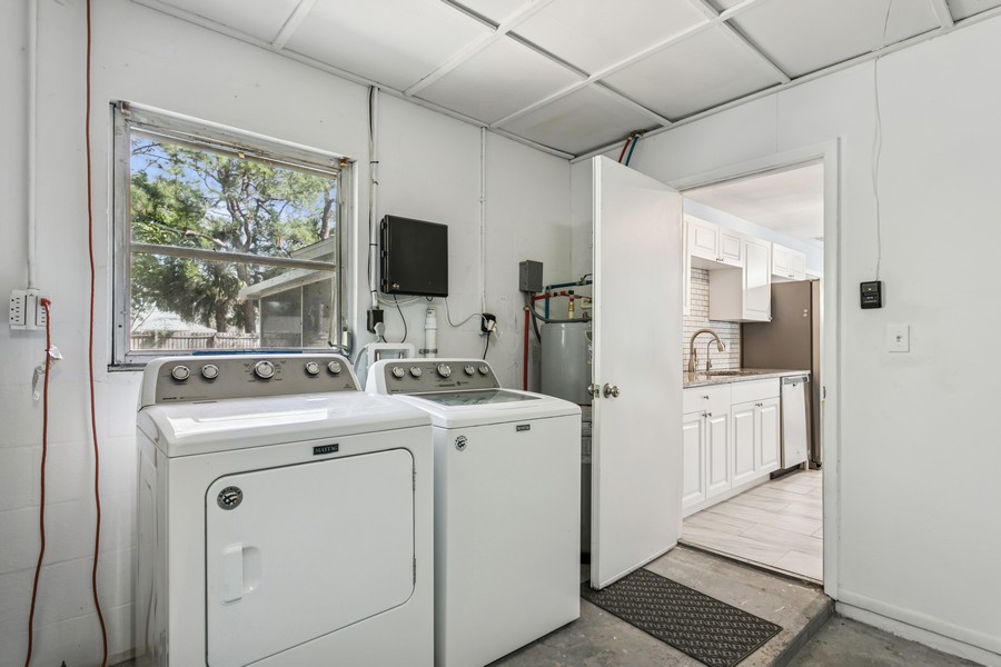 Real Estate Photography - 2039 Kai Drive, Sarasota, FL, 34231 - 