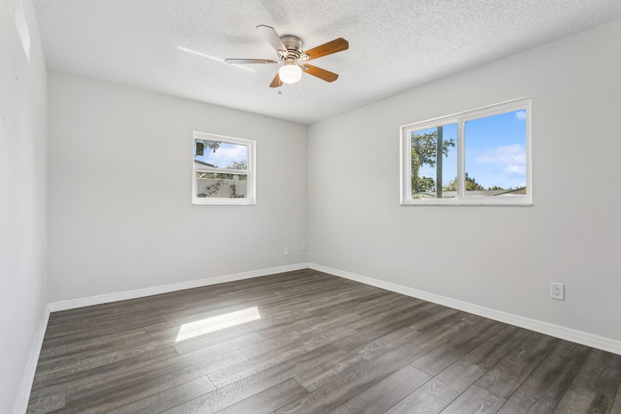 Real Estate Photography - 2039 Kai Drive, Sarasota, FL, 34231 - 