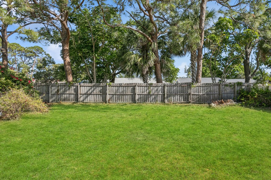 Real Estate Photography - 2039 Kai Drive, Sarasota, FL, 34231 - 