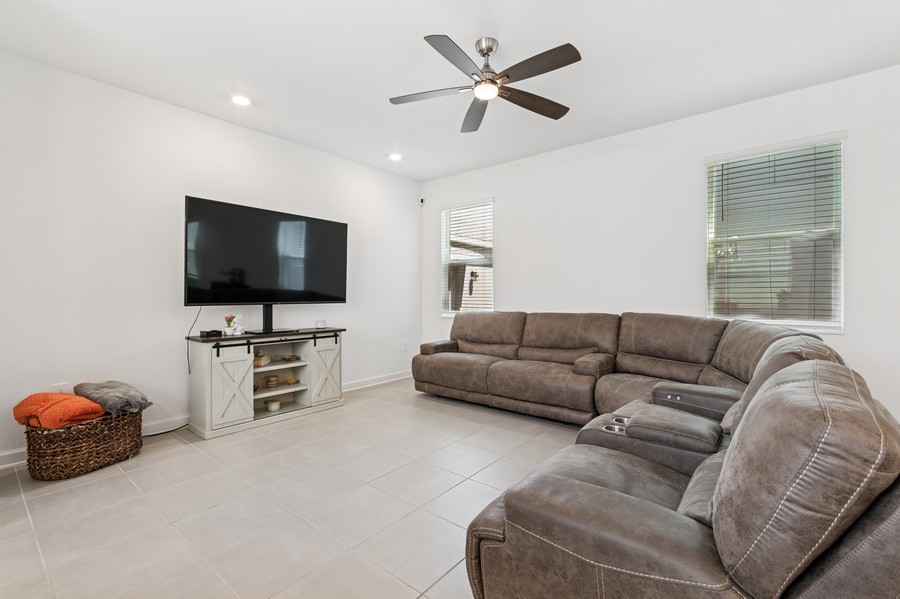 Real Estate Photography - 11659 BOLDFACE DRIVE, Orlando, FL, 32832 - 