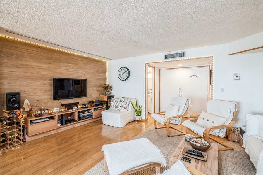 Real Estate Photography - 6423 Collins Ave unit 1602, Miami Beach, FL, 33141 - 