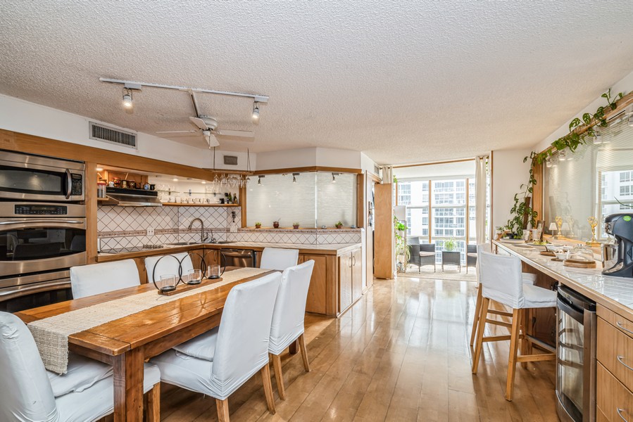 Real Estate Photography - 6423 Collins Ave unit 1602, Miami Beach, FL, 33141 - 
