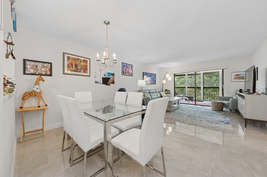 Real Estate Photography - 14475 Strathmore Lane apt.508, Delray Beach, FL, 33446 - Living Room / Dining Room
