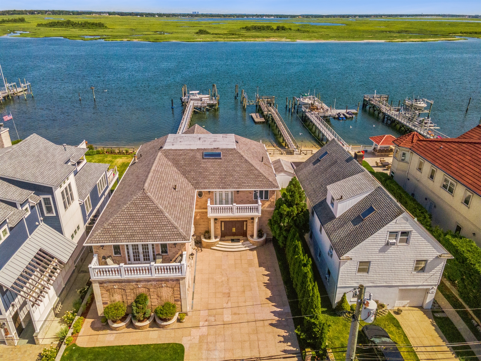 51 Bay St, East Atlantic Beach, NY, 11561 Virtual Tour Douglas