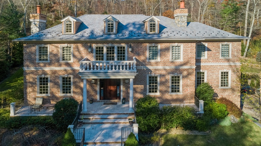 67 Mill River Road, Upper Brookville, NY, 11771 Virtual Tour Daniel