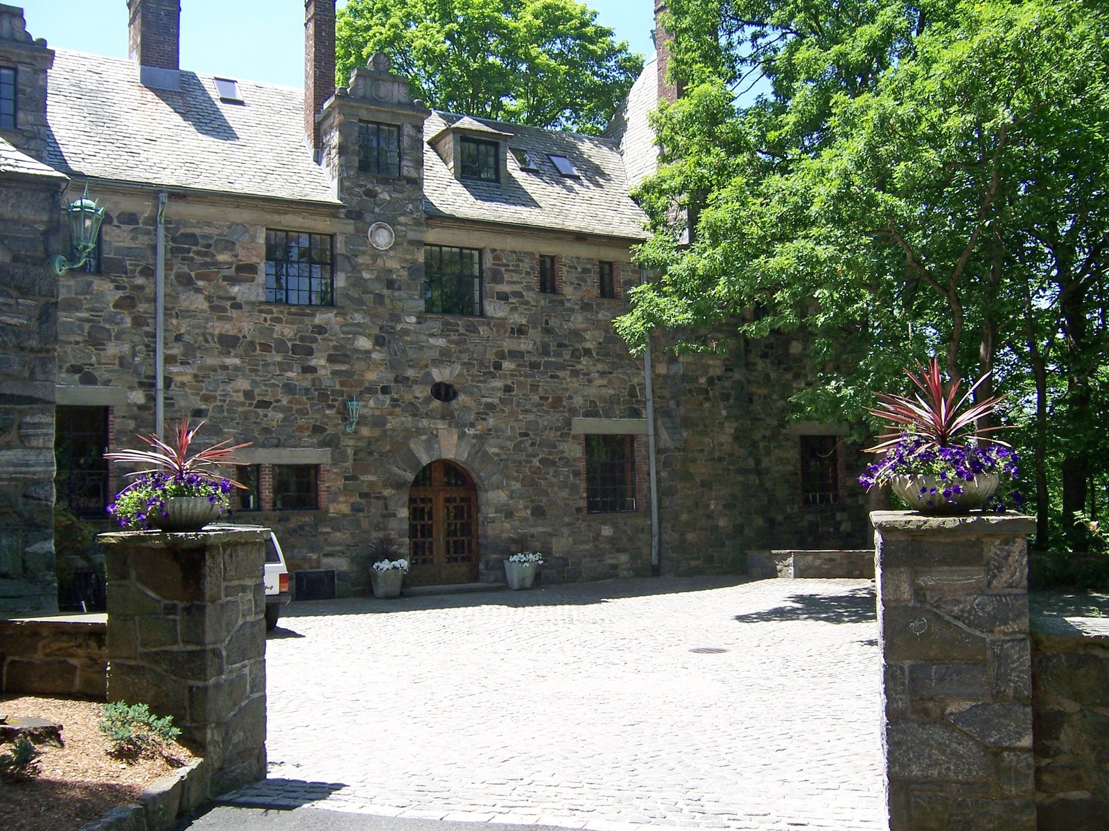 5 Elizabeth Ct, Briarcliff Manor, NY, 10510 Virtual Tour Houlihan