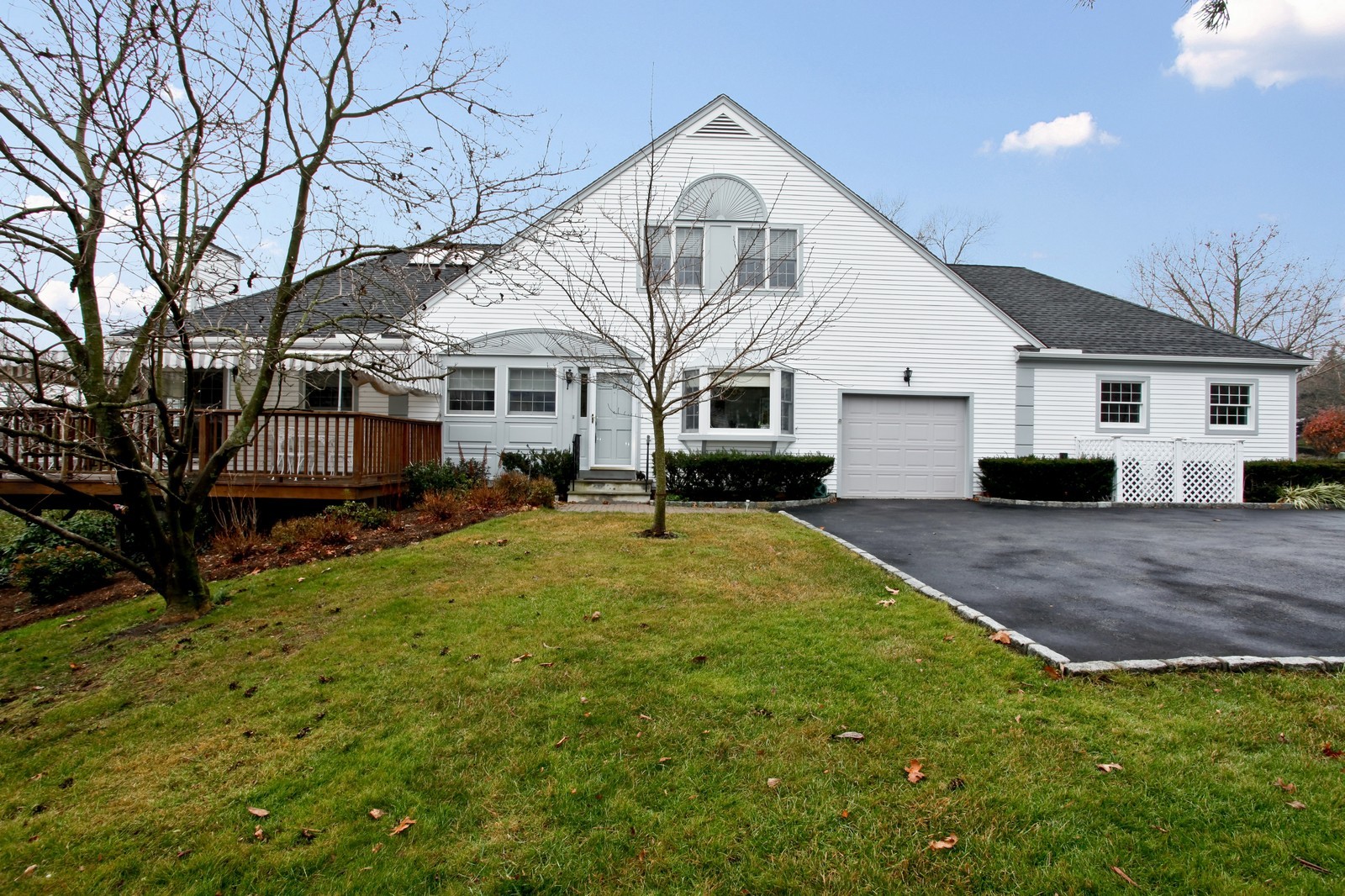 12 Brook Hills Circle, White Plains, NY, 10605 Virtual Tour