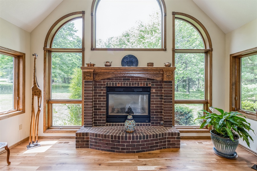 14429-lakeview-drive-clive-ia-50325-virtual-tour-iowa-realty