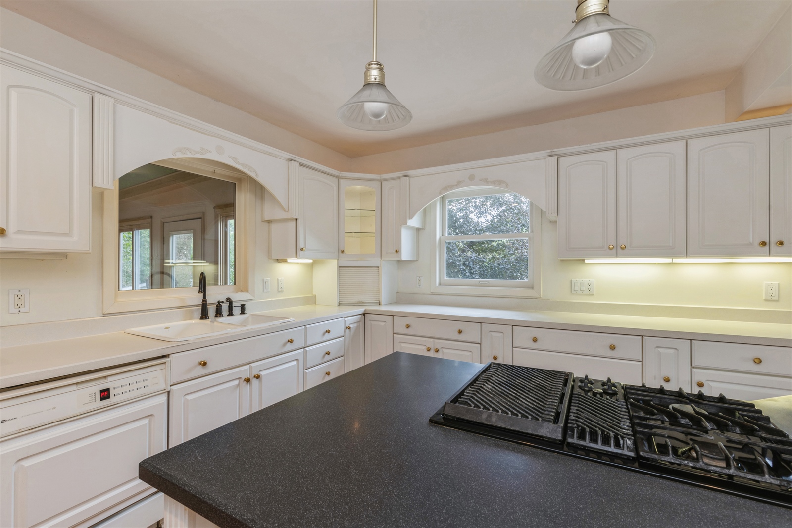 2120 Thornton Dr, Des Moines, IA, 50321 Virtual Tour Iowa Realty