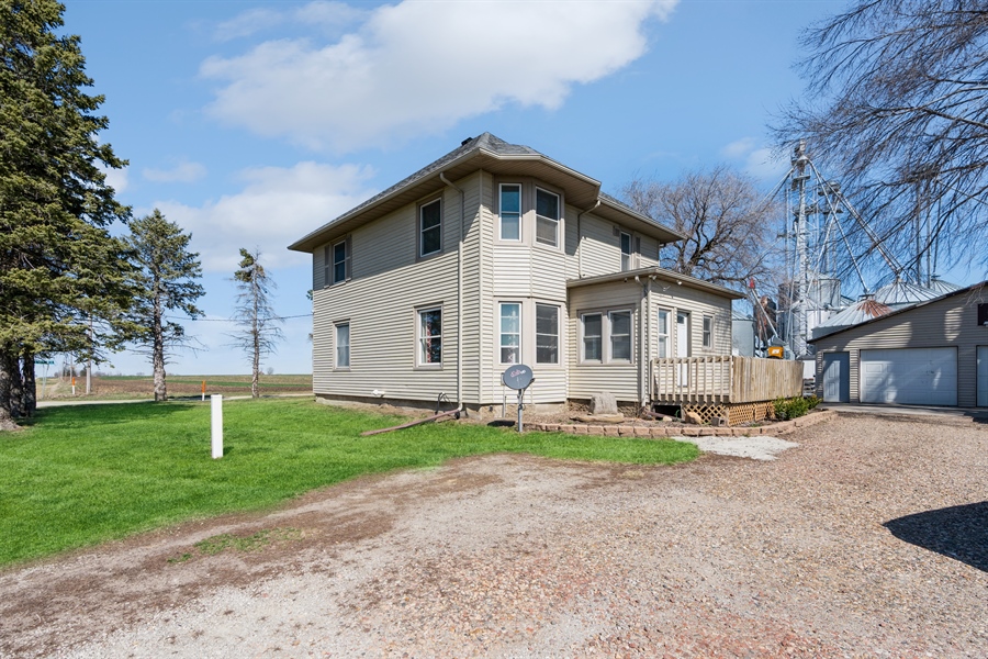 11212 Hwy T-38 S, Lynnville, IA, 50153 | Virtual Tour | Iowa Realty ...