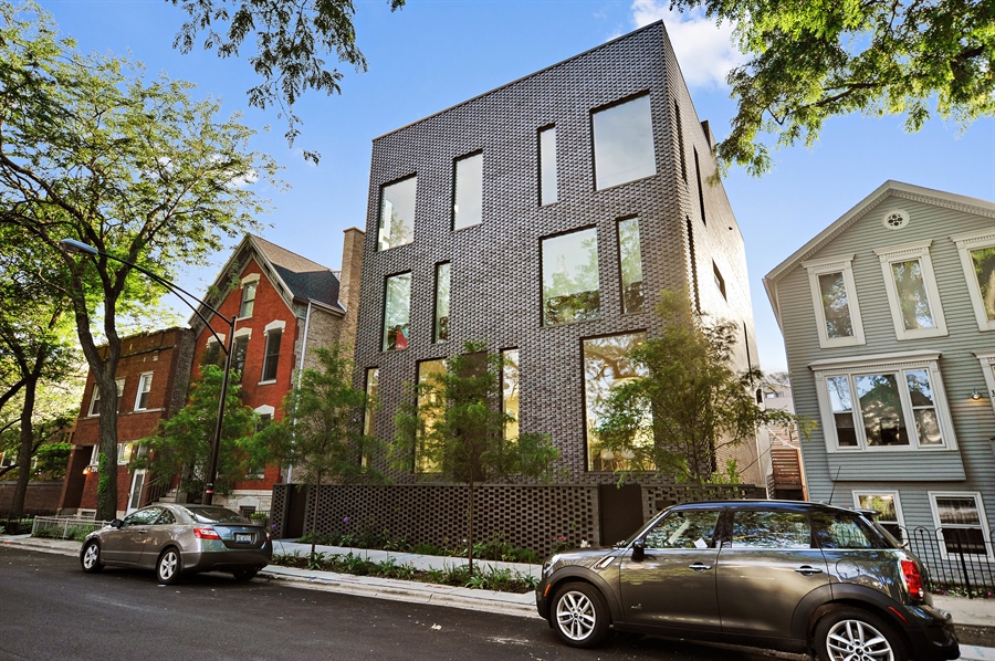 1710 N Mohawk, Chicago, IL, 60614 Virtual Tour BHHS 2 Chicago