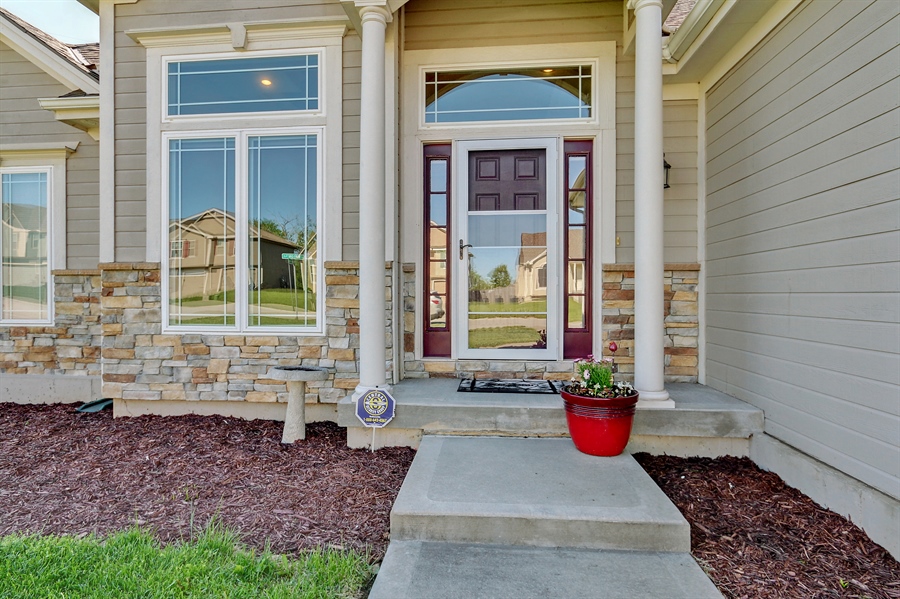 7411 N Tipton Avenue, Parkville, MO, 64152 Virtual Tour Keller