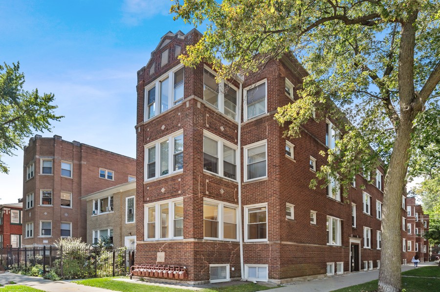 3105 W Argyle, Unit 1, Chicago, IL, 60625 | Virtual Tour | Keller ...