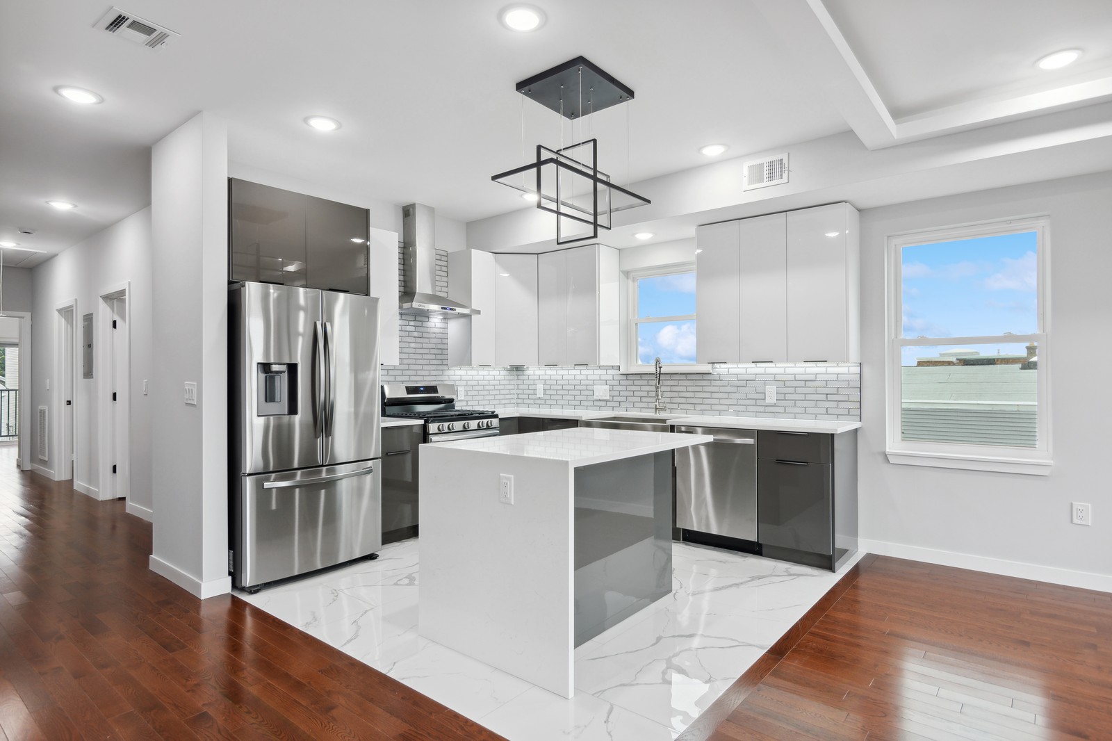 75 E 26th St, Condo 2, Bayonne, NJ, 07002 Virtual Tour