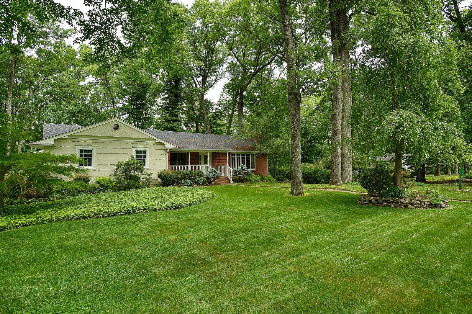 38 Oak Ridge Road, Bernardsville, NJ, 07924 Virtual Tour BHHS New