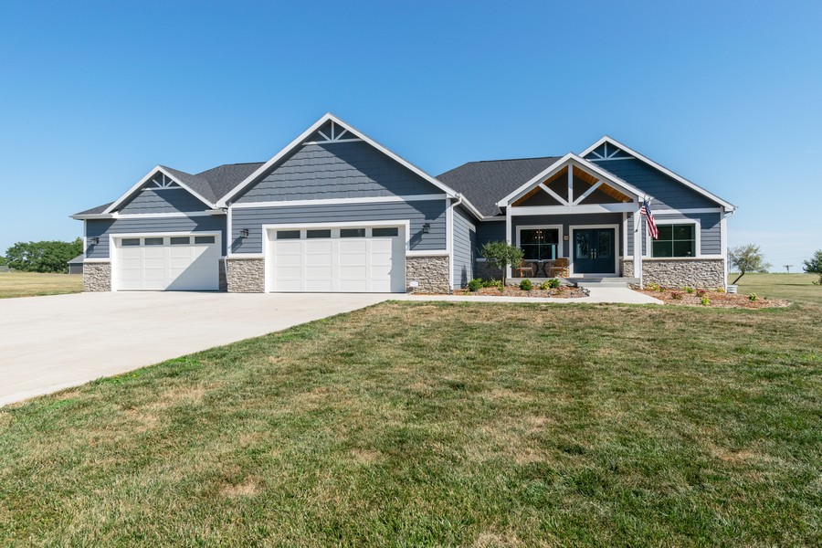 19 Orchard Ln, Dallas Center, IA, 50063 | Virtual Tour | RE/MAX Concepts - Waukee