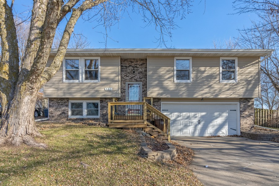 901 Warren St, De Soto, IA, 50069 | Virtual Tour | RE/MAX Concepts - Ankeny