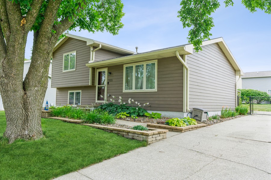 1905 3rd St SW, Altoona, IA, 50009 Virtual Tour RE/MAX Concepts Des Moines