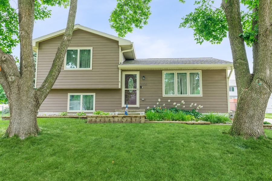 1905 3rd St SW, Altoona, IA, 50009 Virtual Tour RE/MAX Concepts