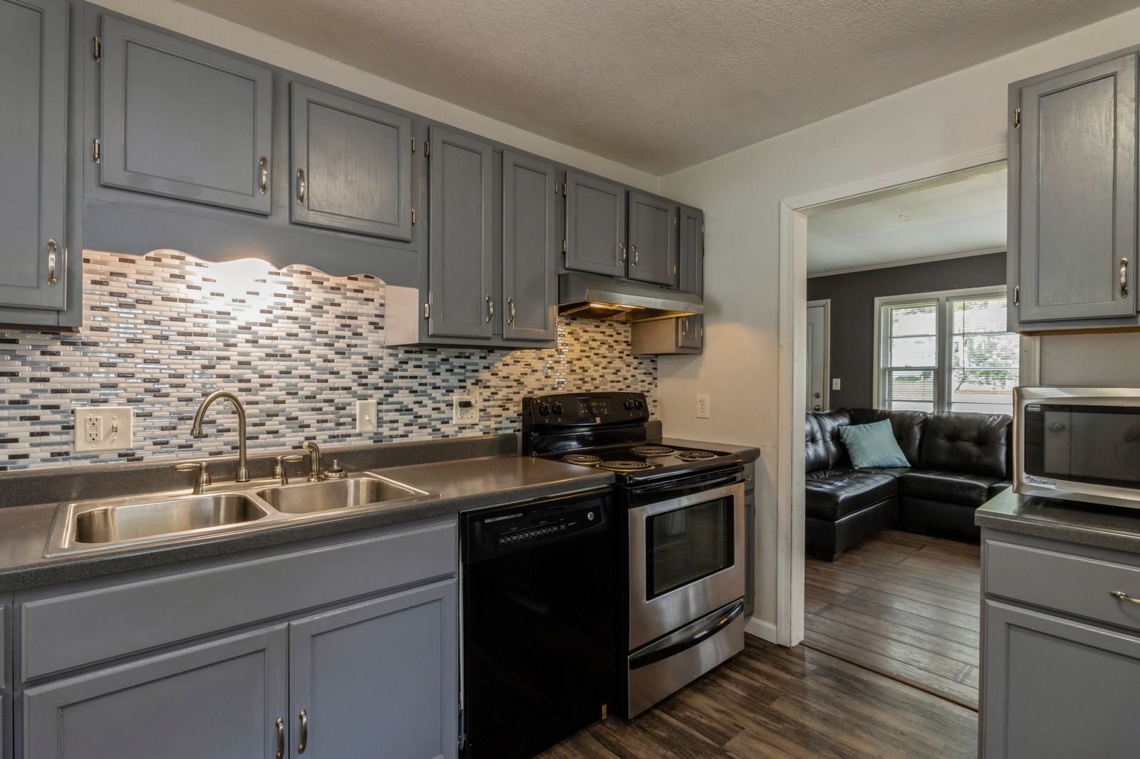 708 Lewis Ave, Norwalk, IA, 50266 Virtual Tour RE/MAX Precision Clive