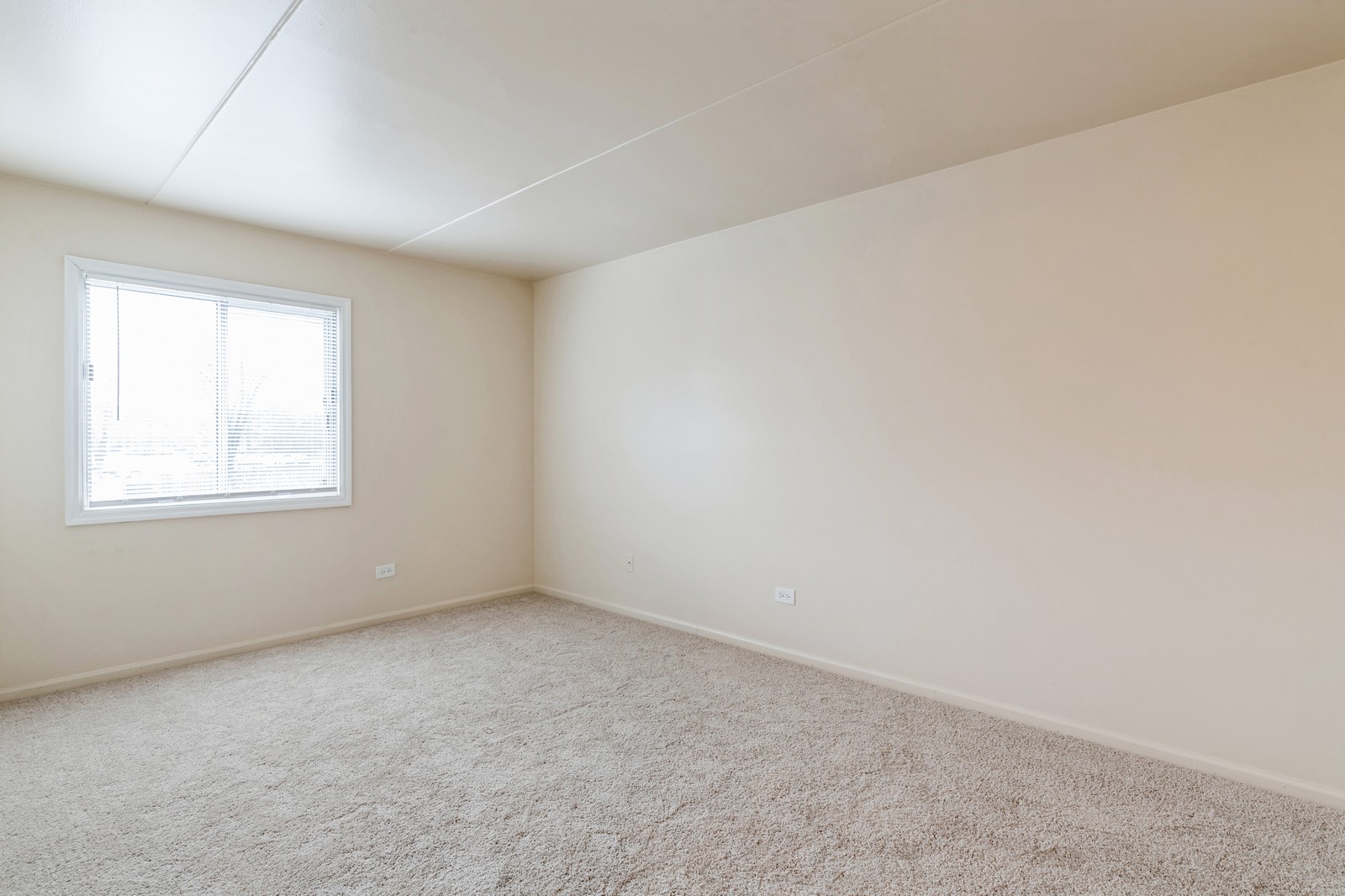 10345 Dearlove Rd., Unit 202, Glenview, IL, 60025 Virtual Tour RE