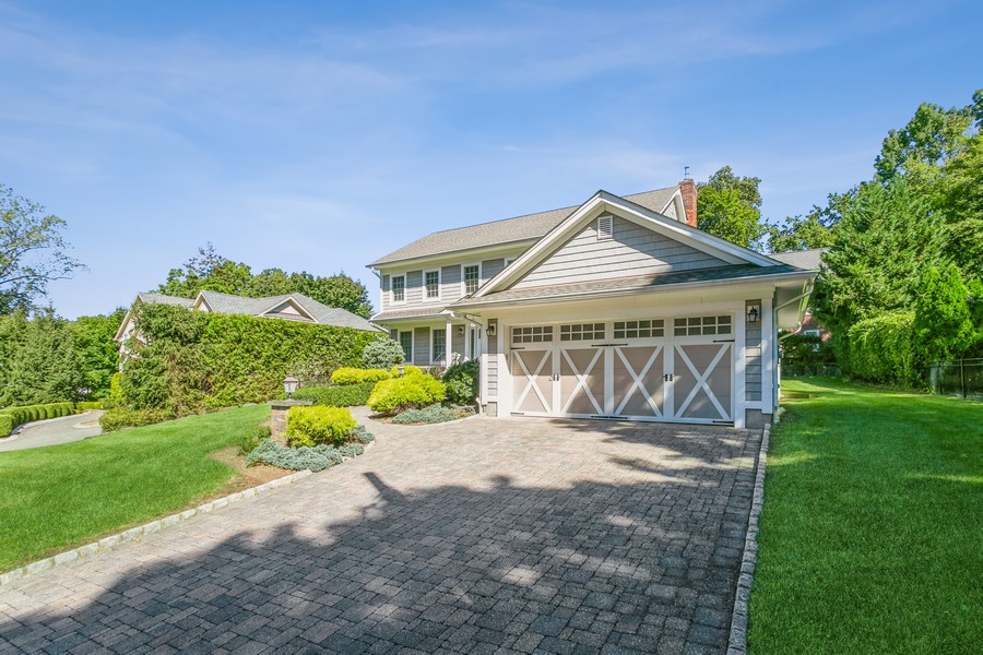 23 Sisson Terrace, Tenafly, NJ, 07670 Virtual Tour RE/MAX