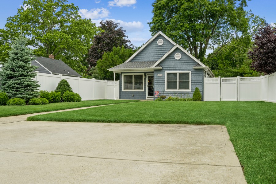 3501 Lufberry Ave, wantagh, NY, 11793 Virtual Tour Realty Advisors