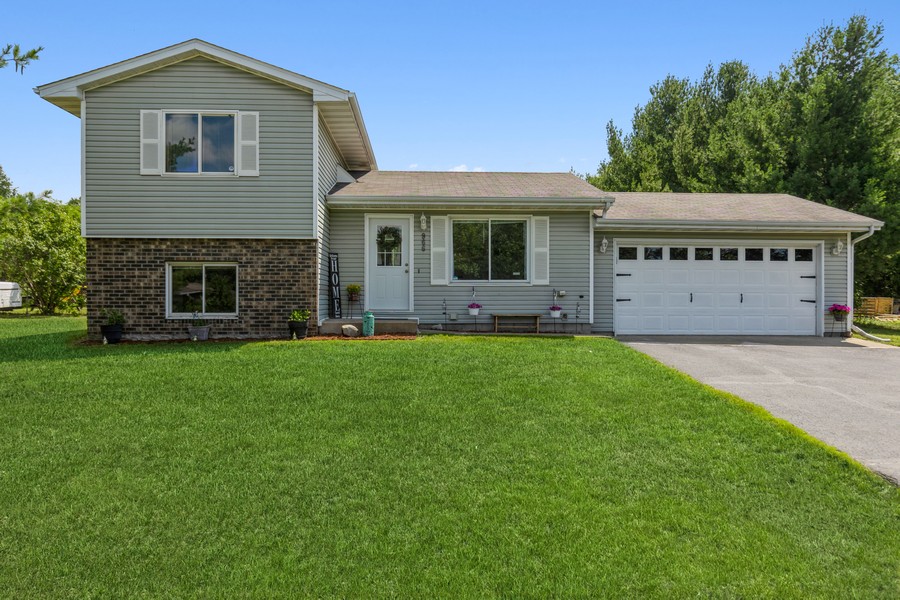 966 Chestnut Street, Taylors Falls, MN, 55084 Virtual Tour Keller