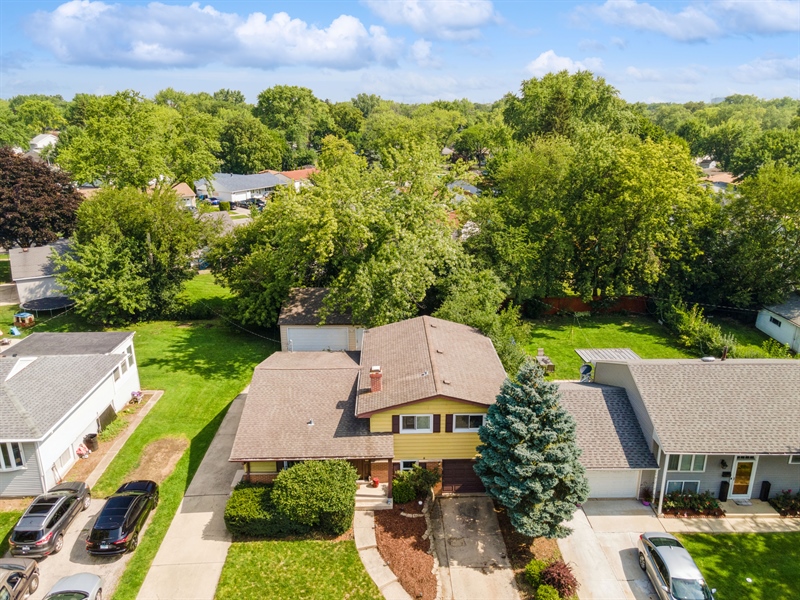 47 Cedar Dr, Wheeling, IL, 60090 Virtual Tour