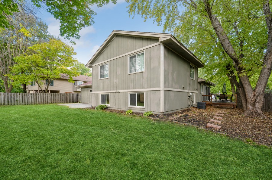 5259 Clayton Drive, Maple Plain, MN, 55359 Virtual Tour