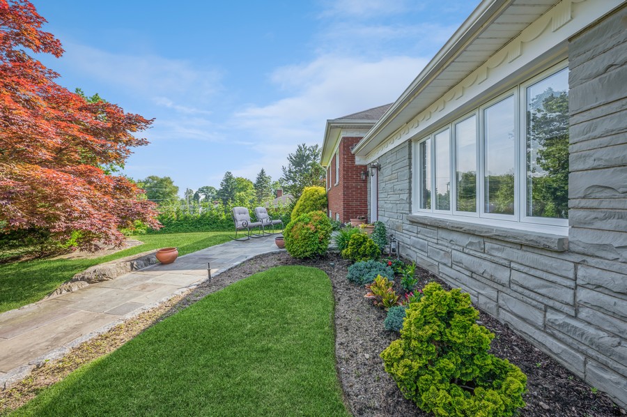 1107 North Street, White Plains, NY, 10605 | Virtual Tour | Howard Hanna - Rand Realty - New City