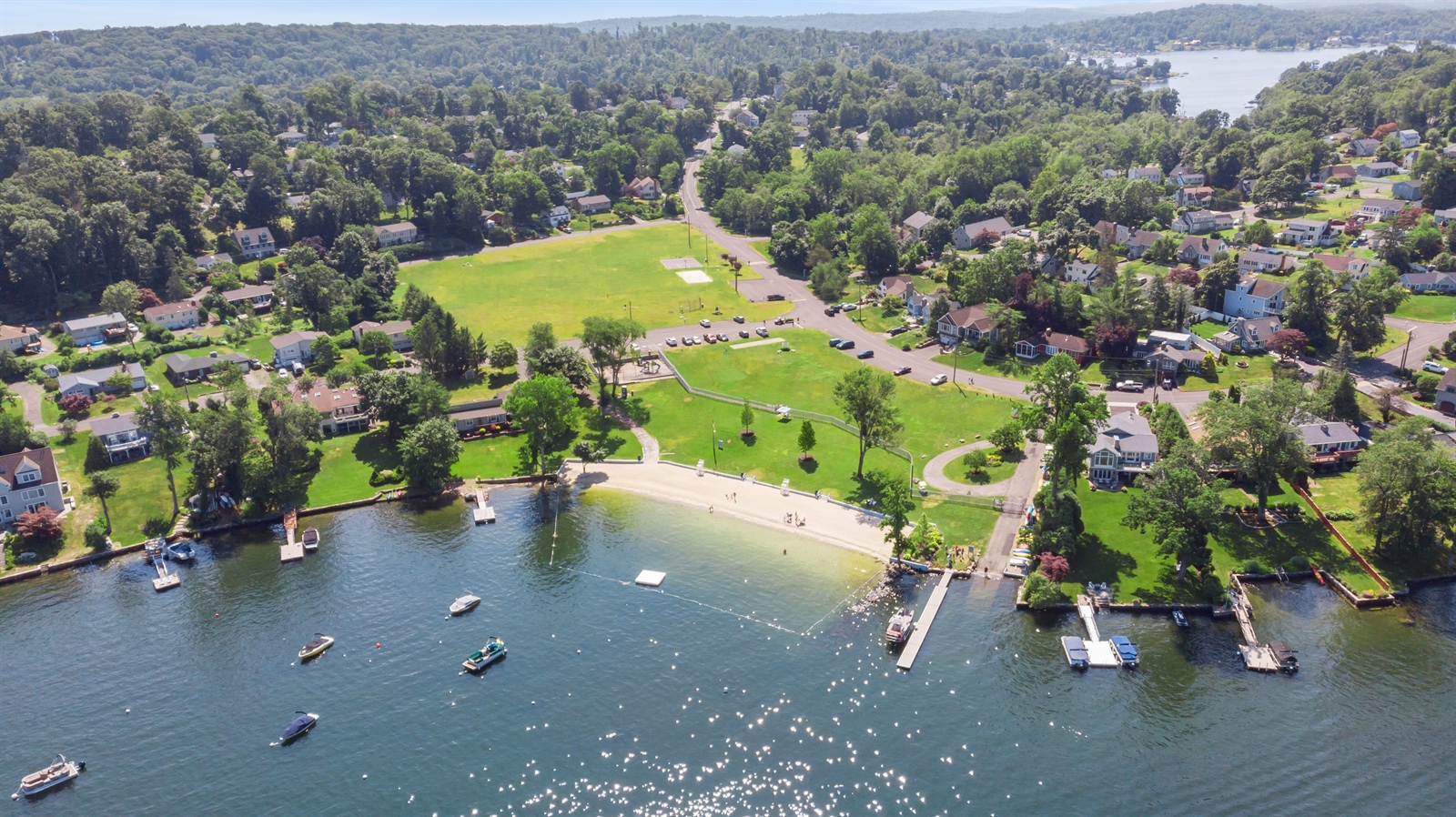 27 South Lake Shore Drive, Candlewood Shores, Brookfield, CT, 06804