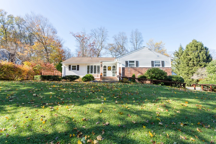 188 Skyview Drive, Stamford, CT, 06902 Virtual Tour