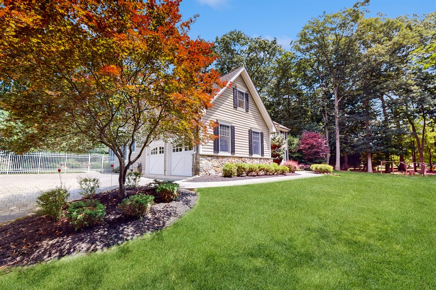 61 Clover Hill Road, Colts Neck, NJ, 07722 Virtual Tour