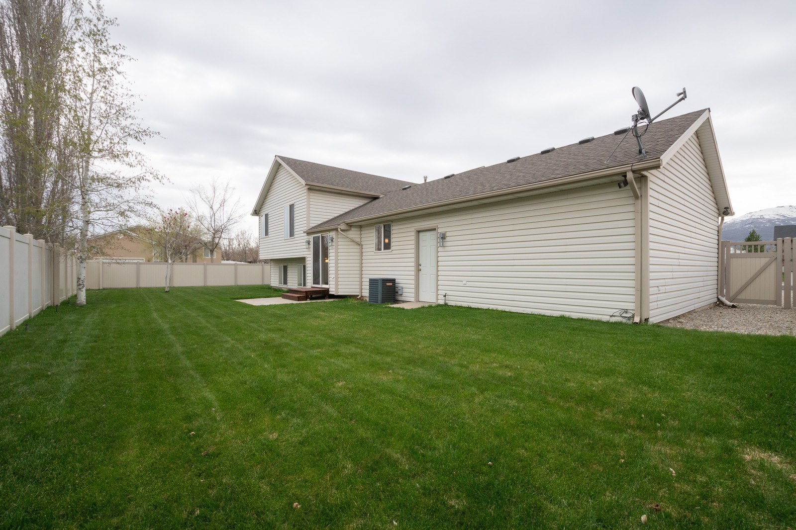 2126 South 1350 West, Woods Cross, UT, 84087 Virtual Tour